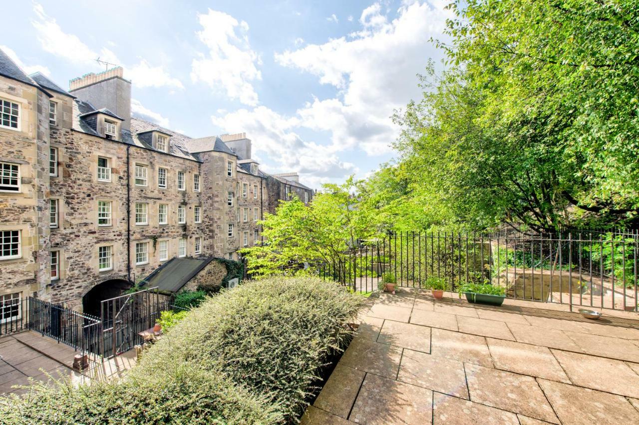 Stunning Studio Apartment Castle View إدنبرة المظهر الخارجي الصورة